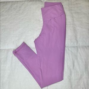 CLS Scrunch Butt Leggings